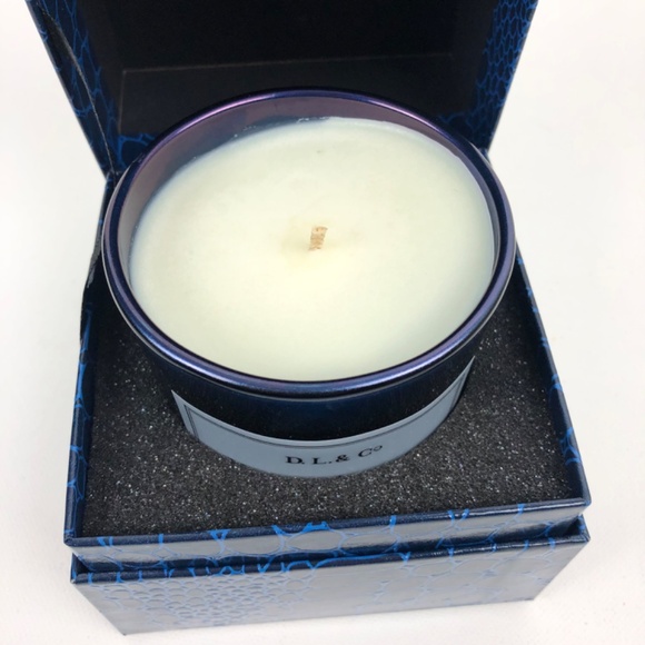 D.L. & Co Vintage Leather Scented Candle - Picture 7 of 9